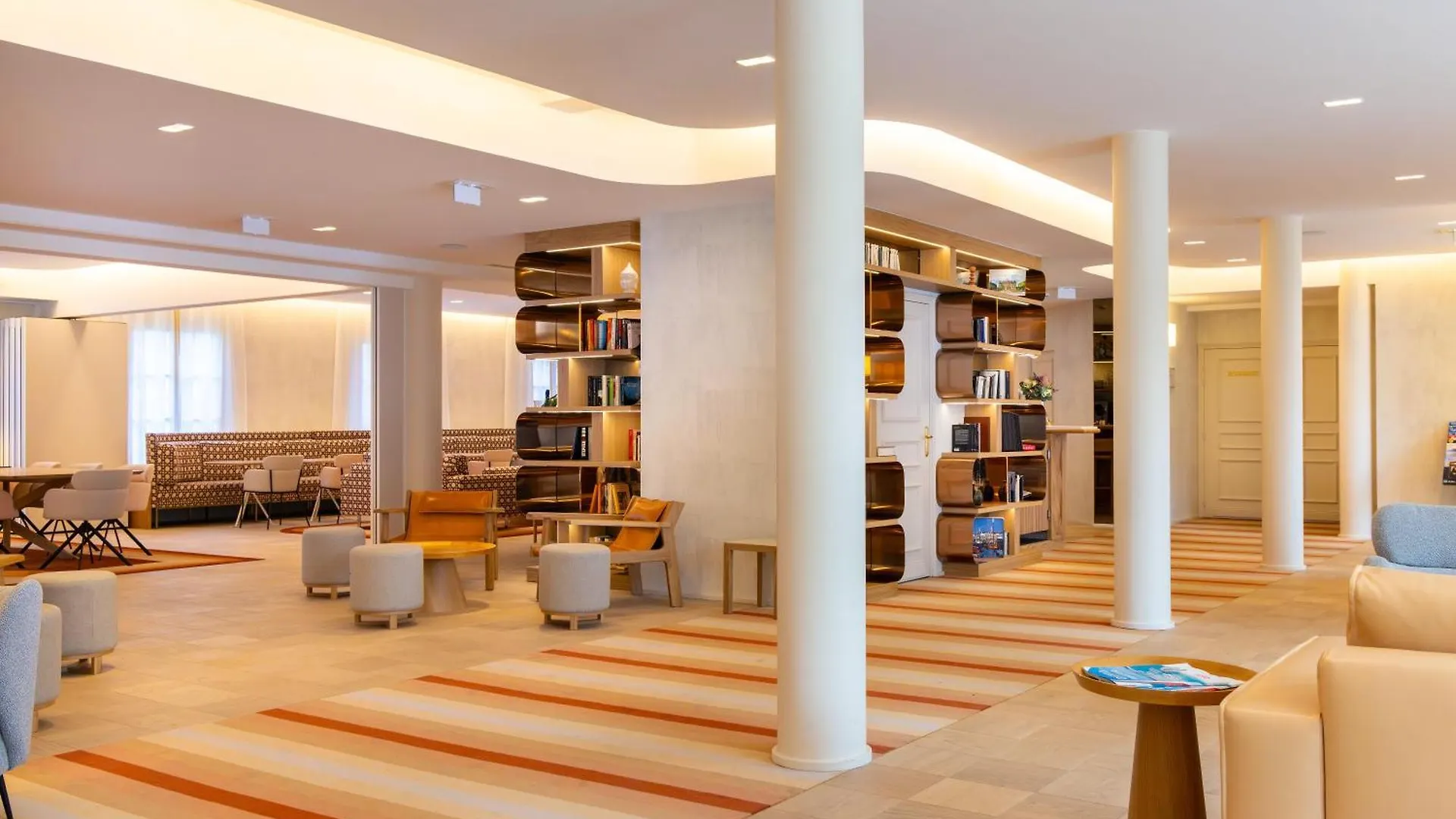 Le Plessis Grand Hotel 4*, Le Plessis-Robinson